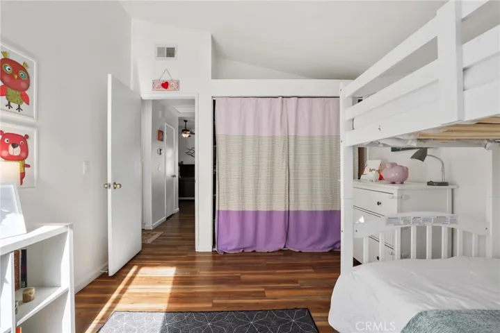 27819 Sumner, Saugus, California 91350