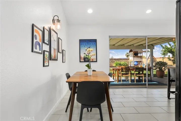 27819 Sumner, Saugus, California 91350