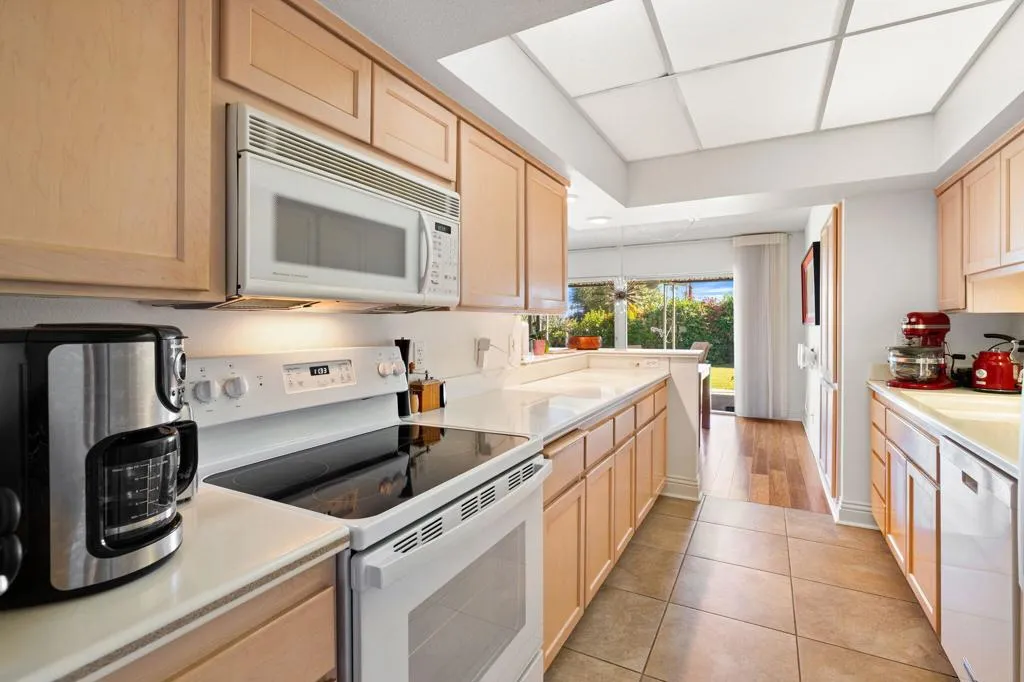 46310 Burroweed Lane, Palm Desert, California 92260 home-pic-12