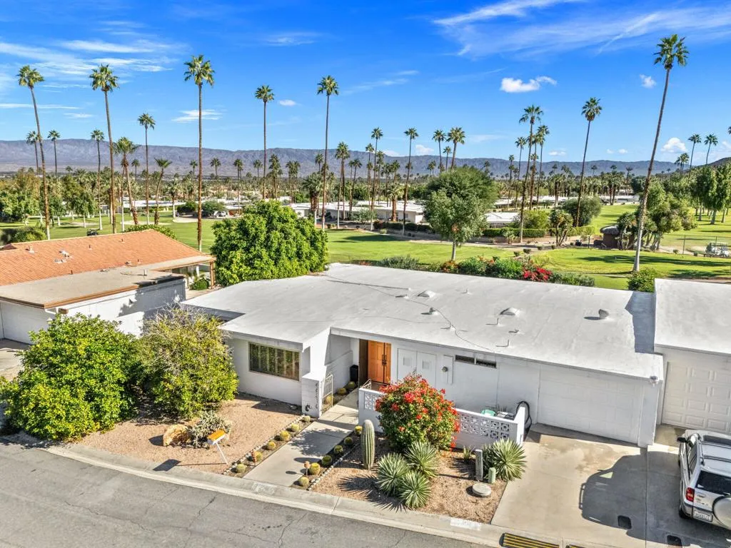 46310 Burroweed Lane, Palm Desert, California 92260 home-pic-1
