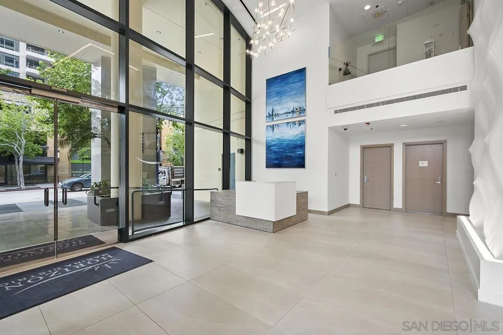 555 Front Street 2201, San Diego, California 92101 home-pic-40