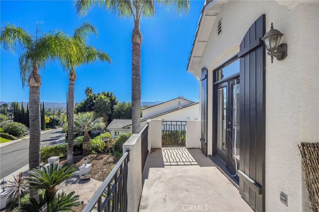 7211 Rockridge Ter, West Hills, California 91307 home-pic-31