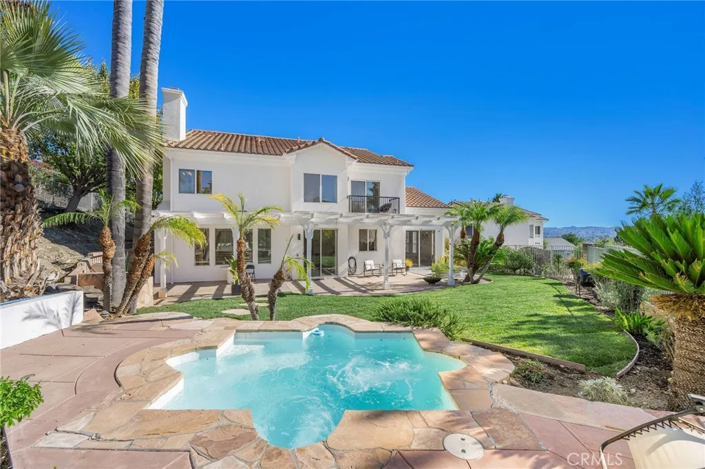 7211 Rockridge Ter, West Hills, California 91307 home-pic-34