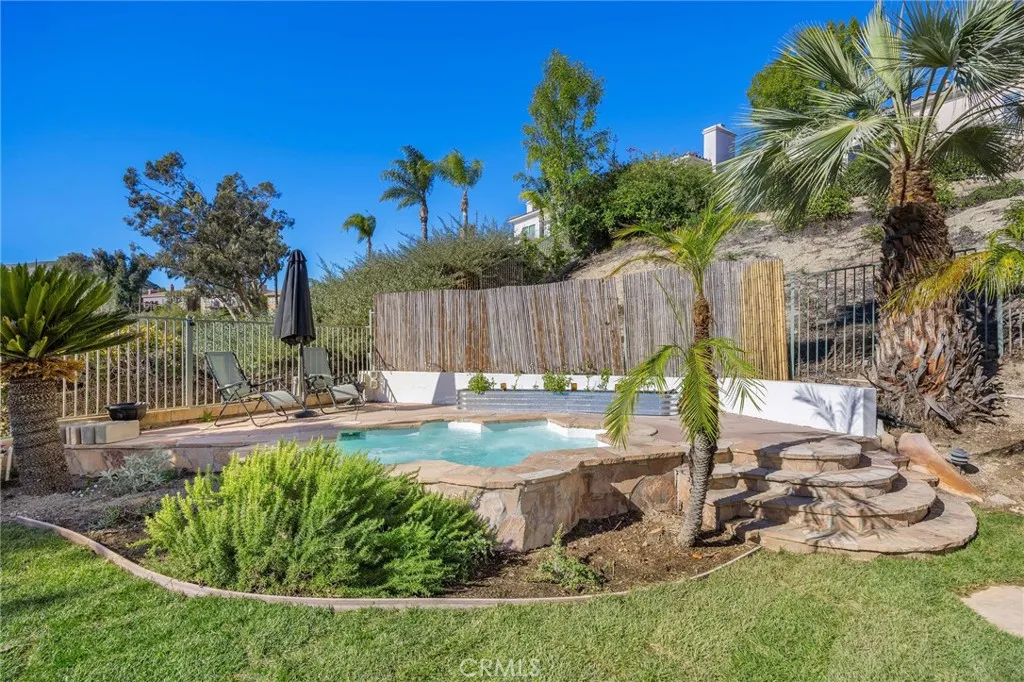 7211 Rockridge Ter, West Hills, California 91307 home-pic-36