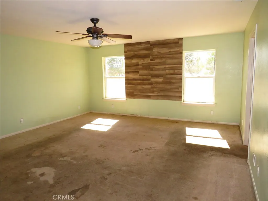 9951 Arrowhead, Phelan, California 92371 home-pic-12