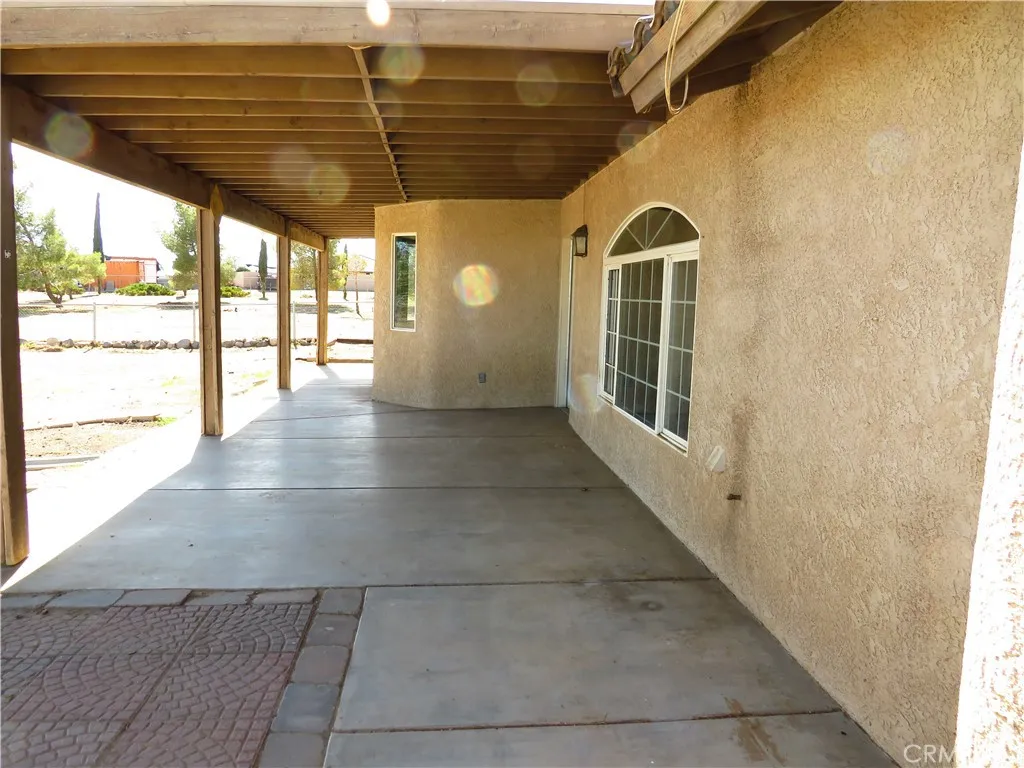 9951 Arrowhead, Phelan, California 92371 home-pic-6