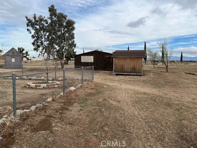 9951 Arrowhead, Phelan, California 92371 home-pic-3