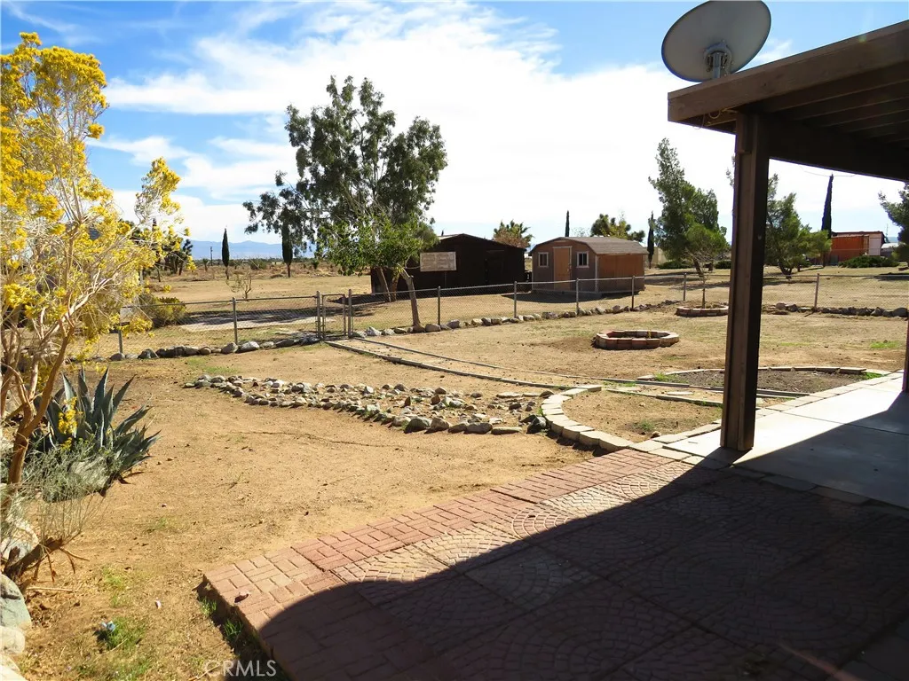 9951 Arrowhead, Phelan, California 92371 home-pic-5