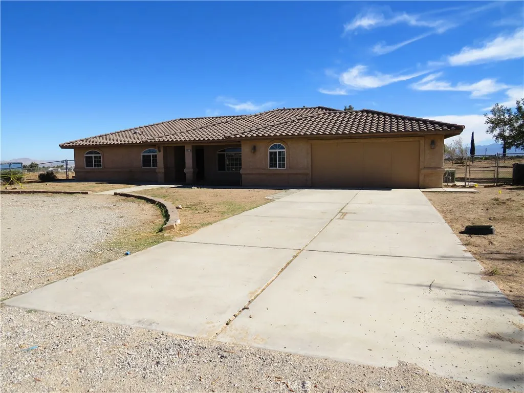 9951 Arrowhead, Phelan, California 92371 home-pic-0