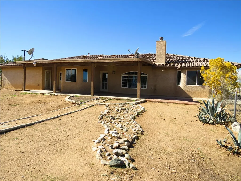 9951 Arrowhead, Phelan, California 92371 home-pic-7