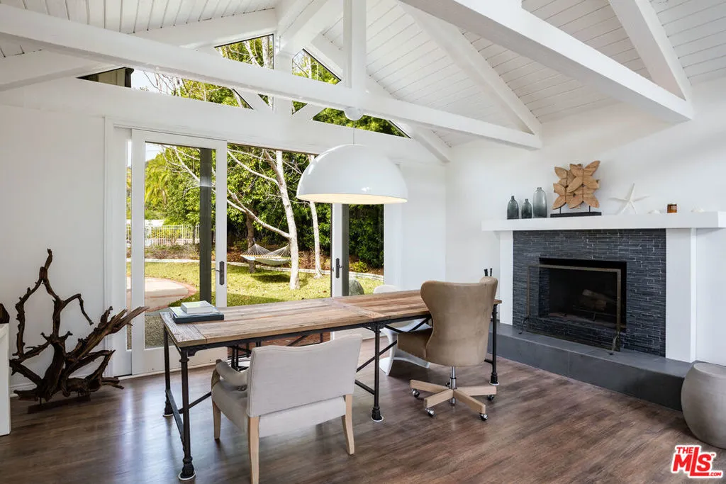 29225 Cliffside Drive, Malibu, California 90265 home-pic-19