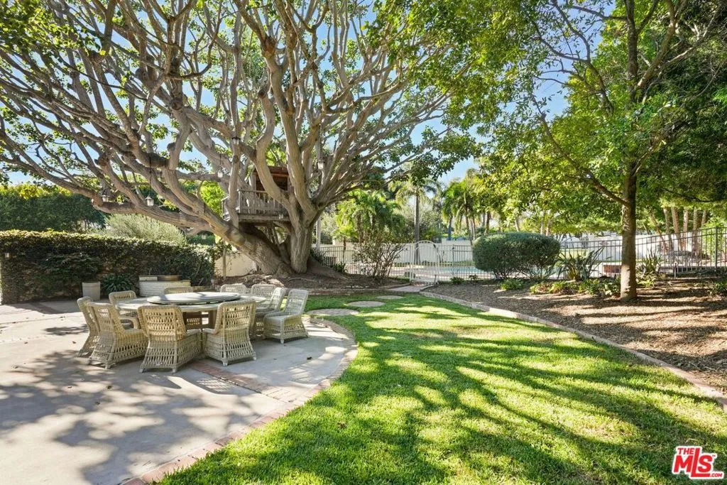 29225 Cliffside Drive, Malibu, California 90265 home-pic-36