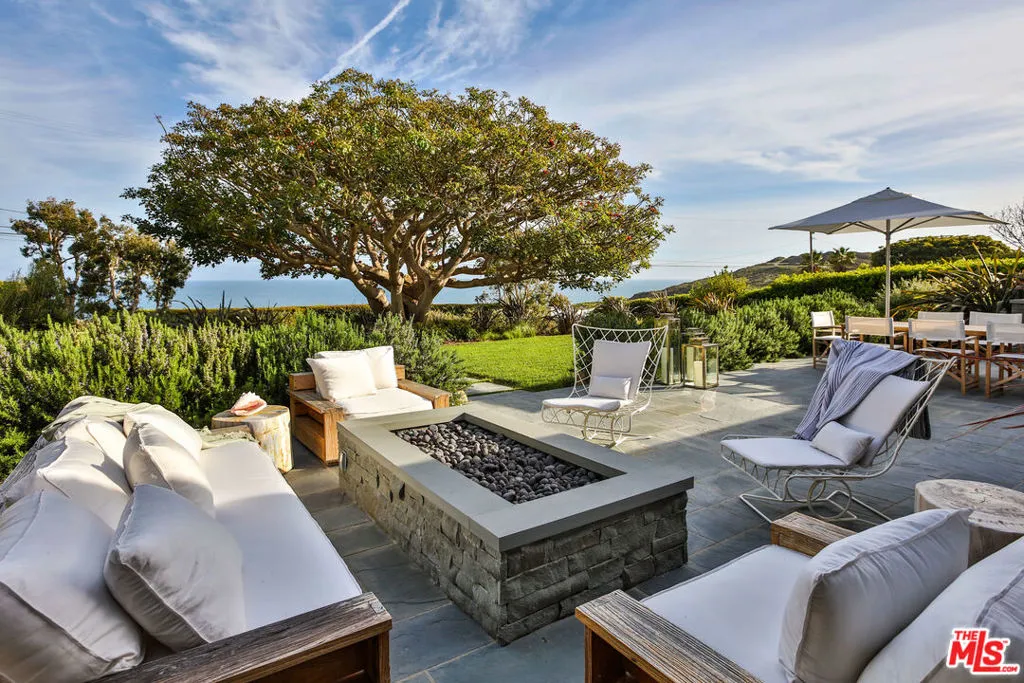 29225 Cliffside Drive, Malibu, California 90265 home-pic-4