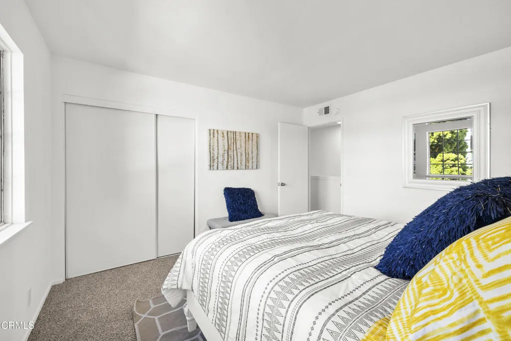 910 Ivywood Drive, Oxnard, California 93030 home-pic-24