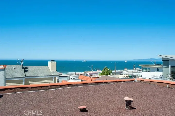 224 39th Street, Manhattan Beach, California 90266