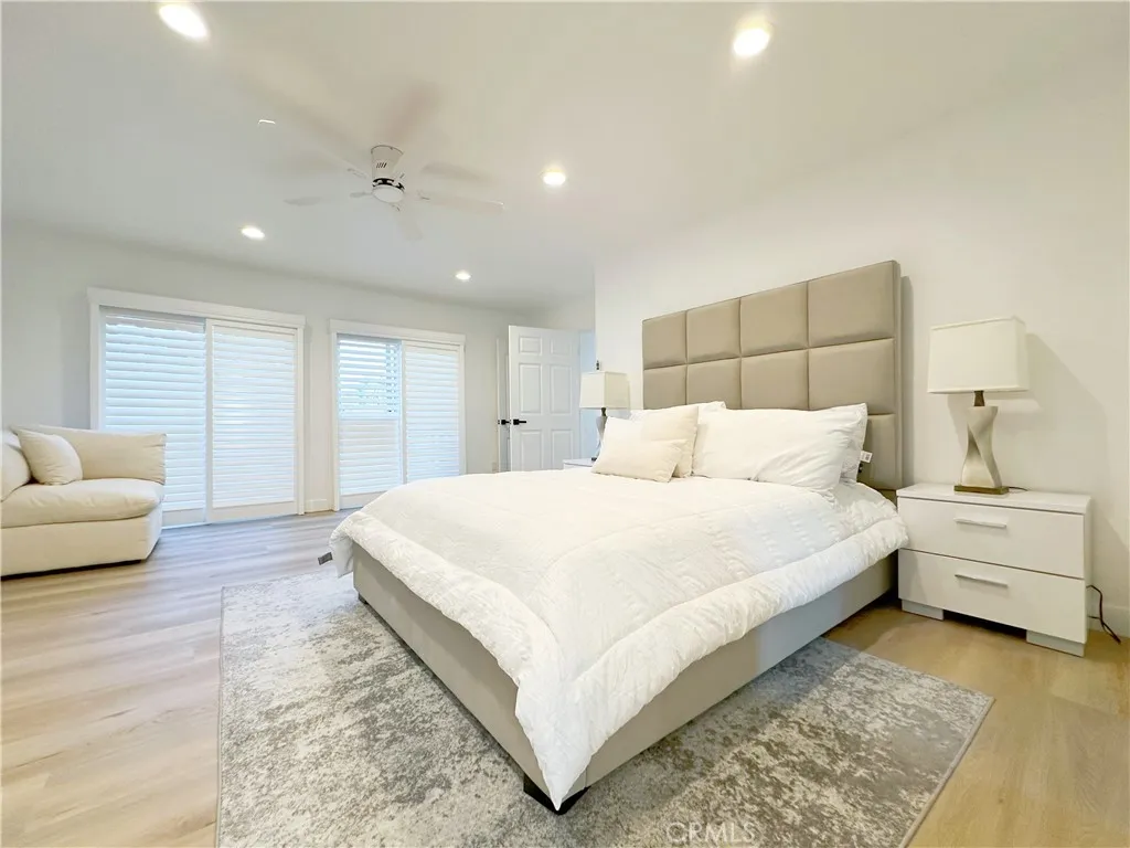 5255 Coldwater Canyon Avenue D, Sherman Oaks, California 91401 home-pic-8