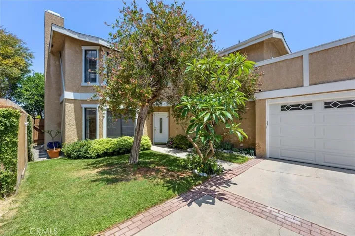 2007 Dufour Avenue B, Redondo Beach, California 90278