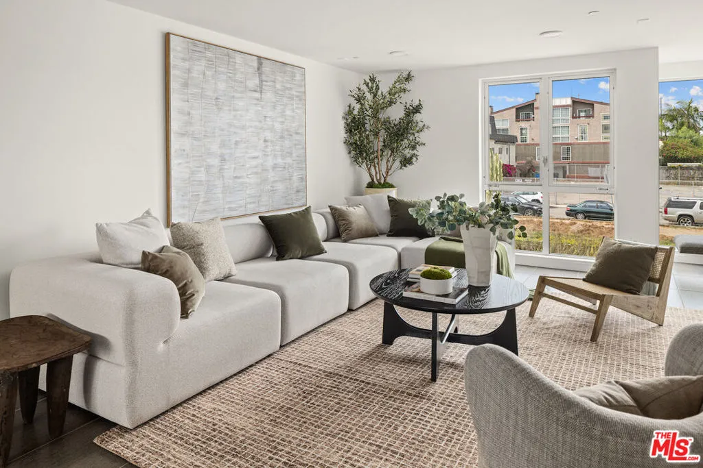 310 Washington Boulevard 504, Marina Del Rey, California 90292 home-pic-3