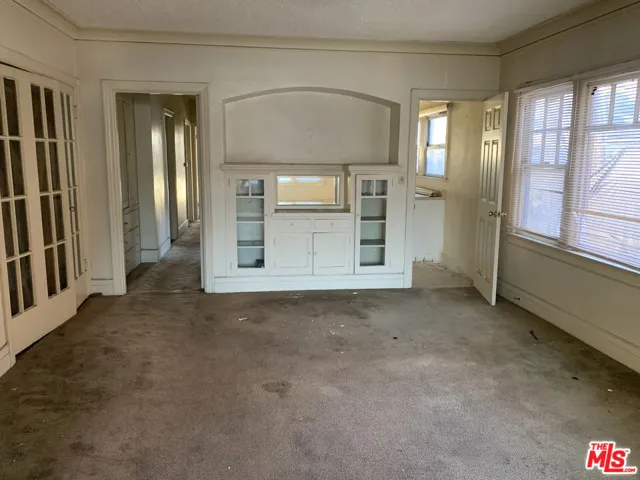 4260 S Figueroa Street, Los Angeles, California 90037