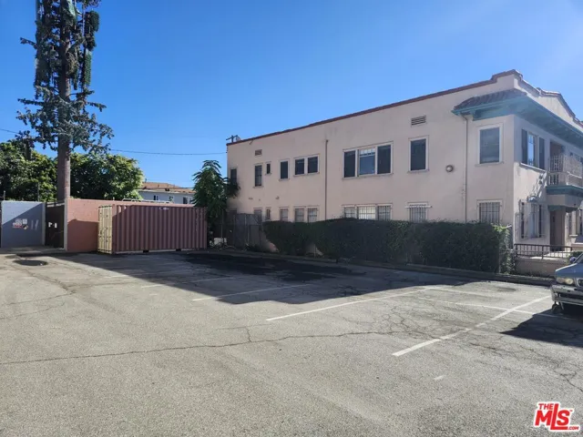 4260 S Figueroa Street, Los Angeles, California 90037