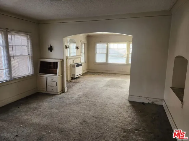 4260 S Figueroa Street, Los Angeles, California 90037