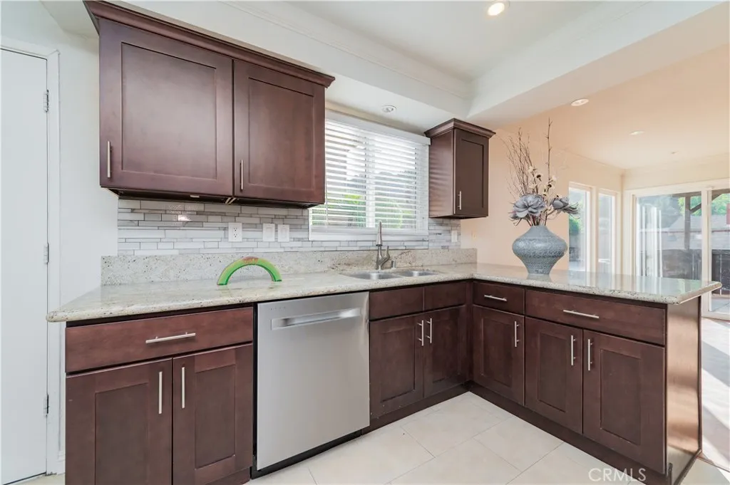 423 Canoe Cove, Diamond Bar, California 91765 home-pic-5