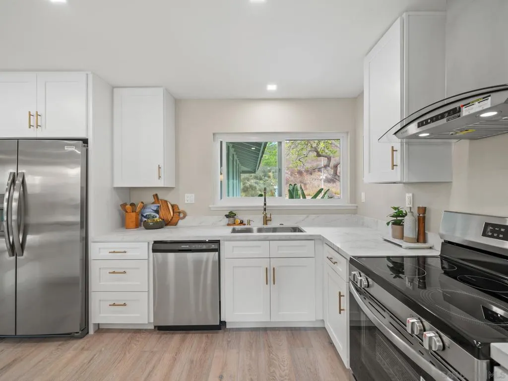 14793 Penasquitos Dr, San Diego, California 92129 home-pic-8