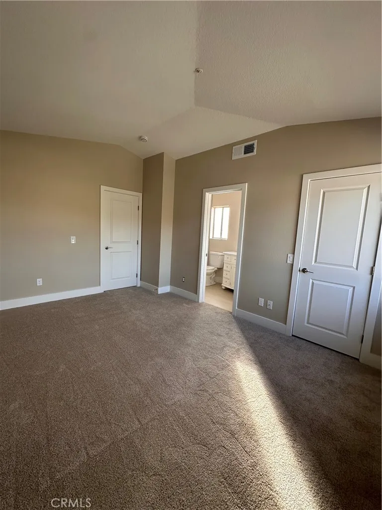 1054 E. Commonwealth Avenue, San Jacinto, California 92583 home-pic-13