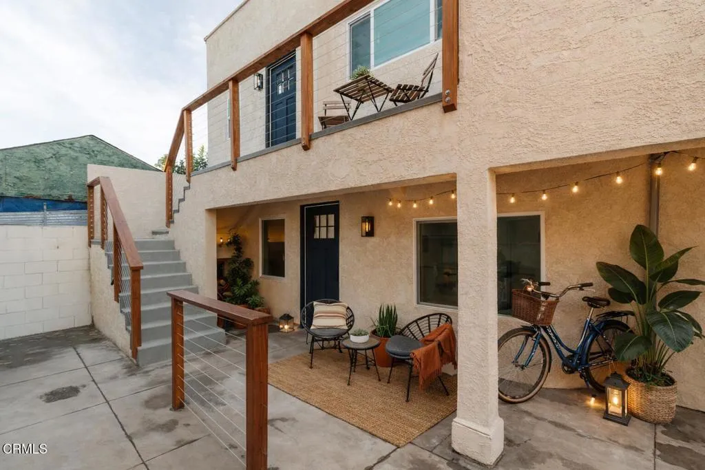 2612 Marathon Street 1/4, Los Angeles, California 90026 home-pic-14