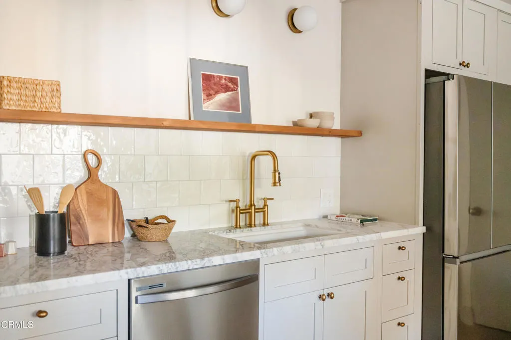 2612 Marathon Street 1/4, Los Angeles, California 90026 home-pic-6