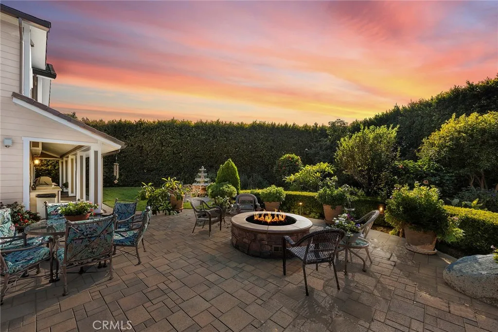 5571 Clover Hill, Yorba Linda, California 92886 home-pic-2