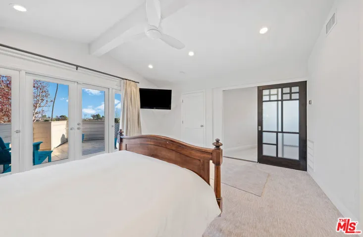 16907 Dulce Ynez Lane, Pacific Palisades, California 90272