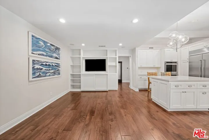16907 Dulce Ynez Lane, Pacific Palisades, California 90272