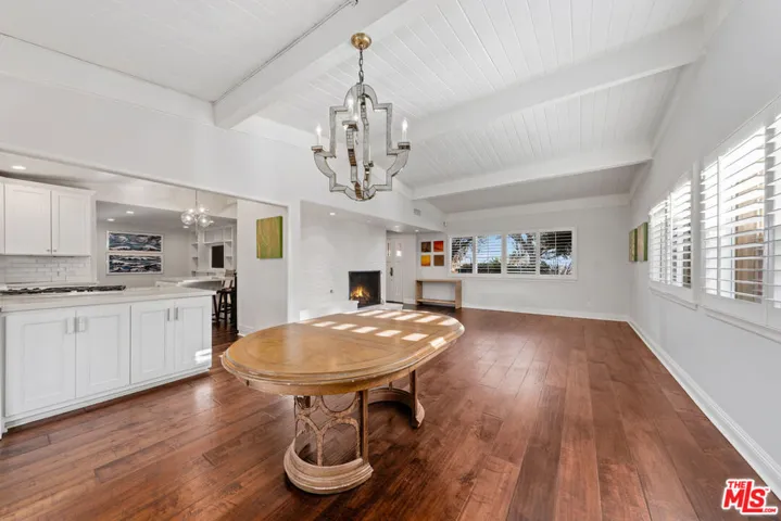 16907 Dulce Ynez Lane, Pacific Palisades, California 90272