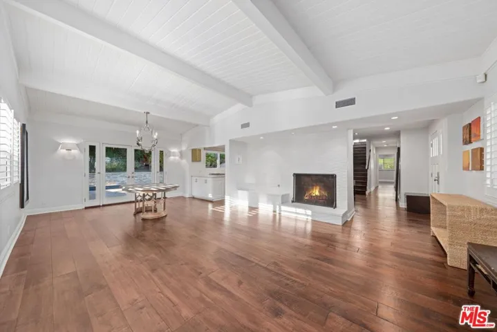 16907 Dulce Ynez Lane, Pacific Palisades, California 90272