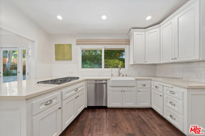 16907 Dulce Ynez Lane, Pacific Palisades, California 90272
