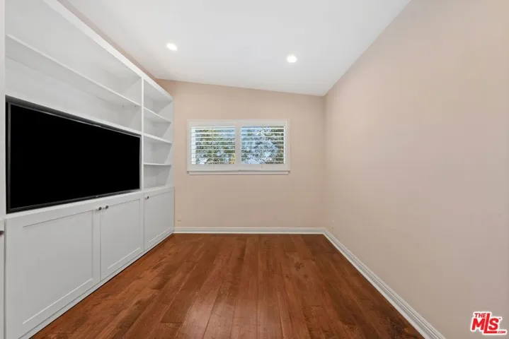 16907 Dulce Ynez Lane, Pacific Palisades, California 90272
