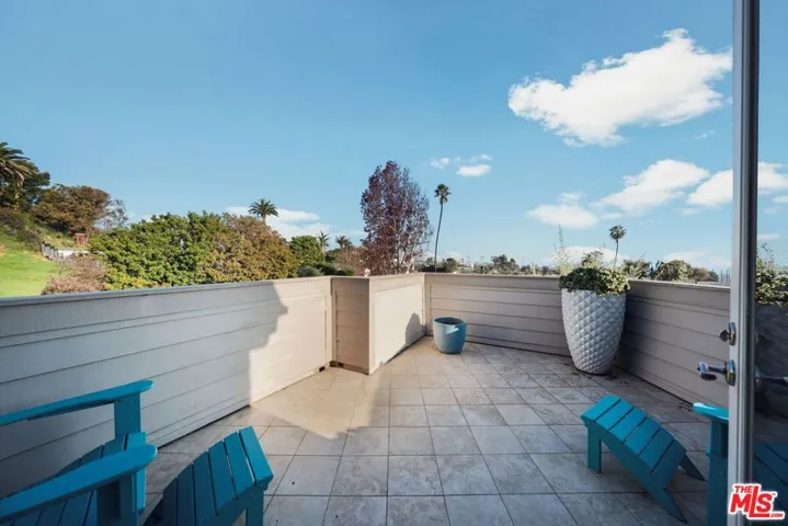 16907 Dulce Ynez Lane, Pacific Palisades, California 90272