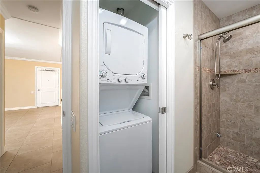 2111 Via Puerta S, Laguna Woods, California 92637 home-pic-13