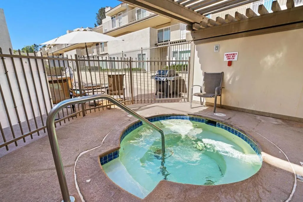 13754 Mango Drive 316, Del Mar, California 92014 home-pic-24