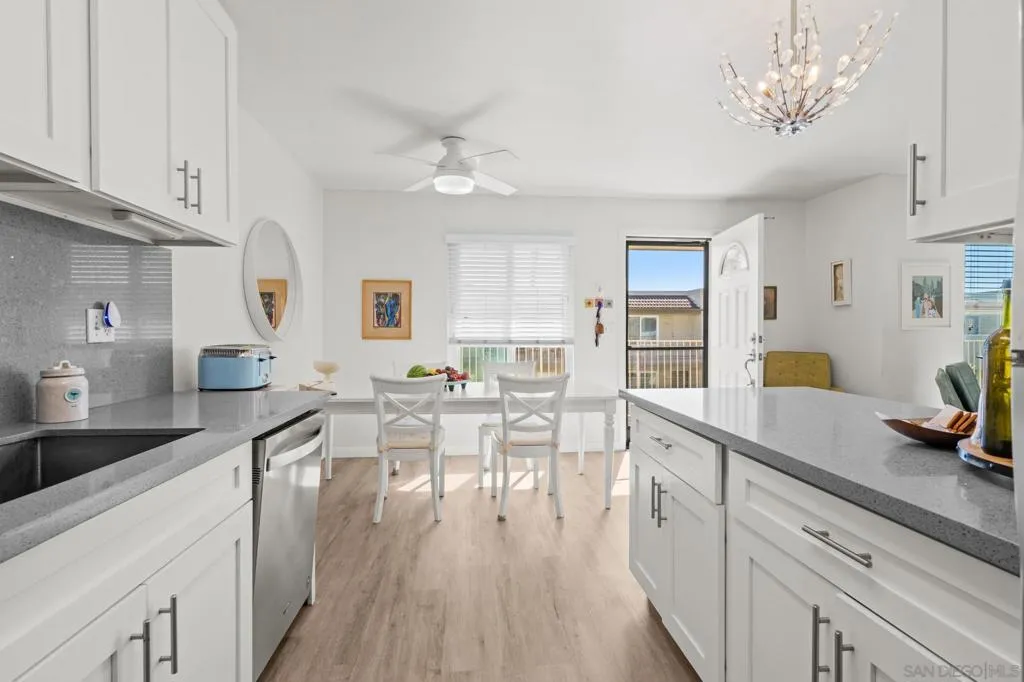 13754 Mango Drive 316, Del Mar, California 92014 home-pic-10