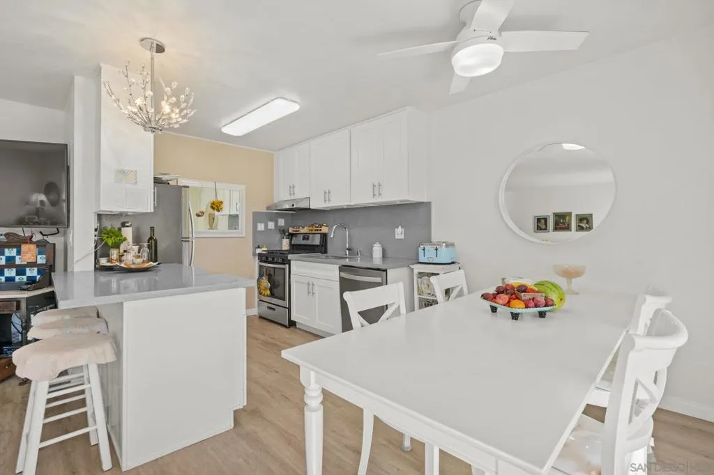 13754 Mango Drive 316, Del Mar, California 92014 home-pic-3