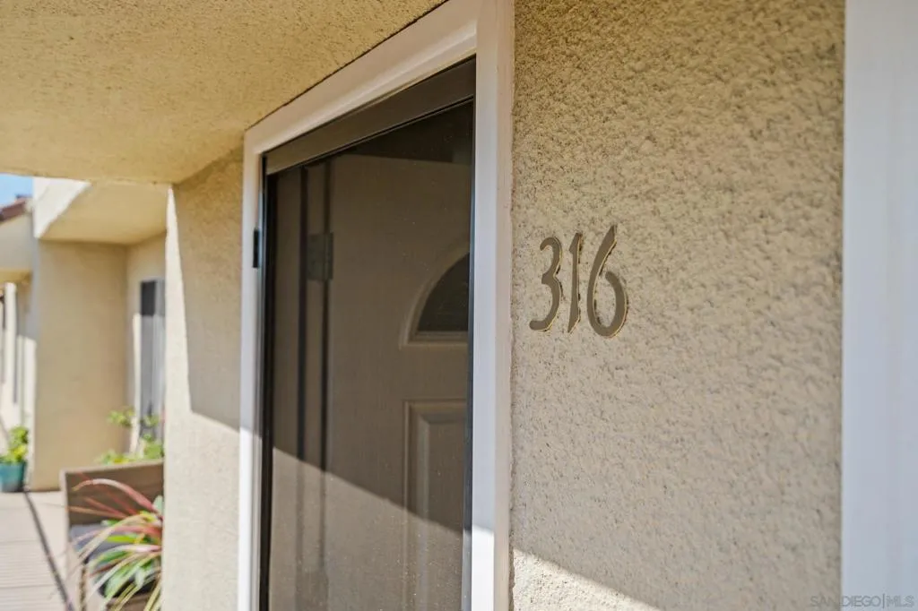 13754 Mango Drive 316, Del Mar, California 92014 home-pic-6