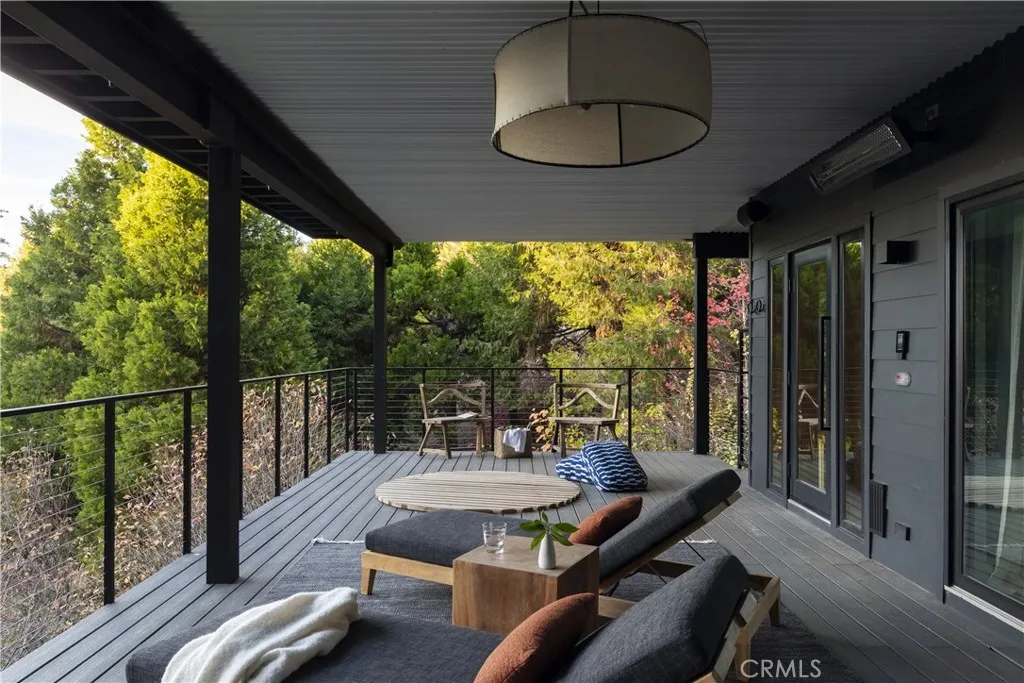 654 S Cumberland, Lake Arrowhead, California 92352 home-pic-32
