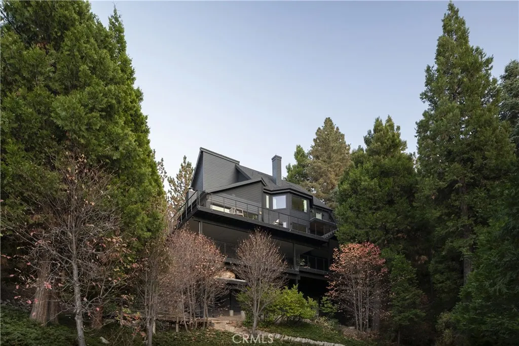 654 S Cumberland, Lake Arrowhead, California 92352 home-pic-42