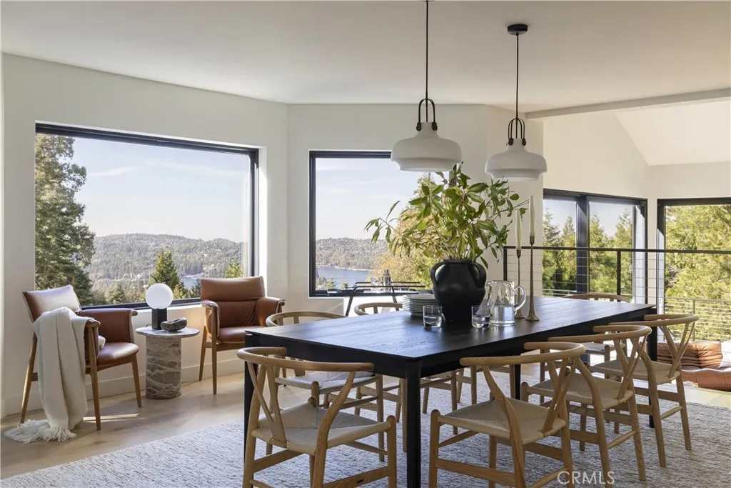 654 S Cumberland, Lake Arrowhead, California 92352 home-pic-5