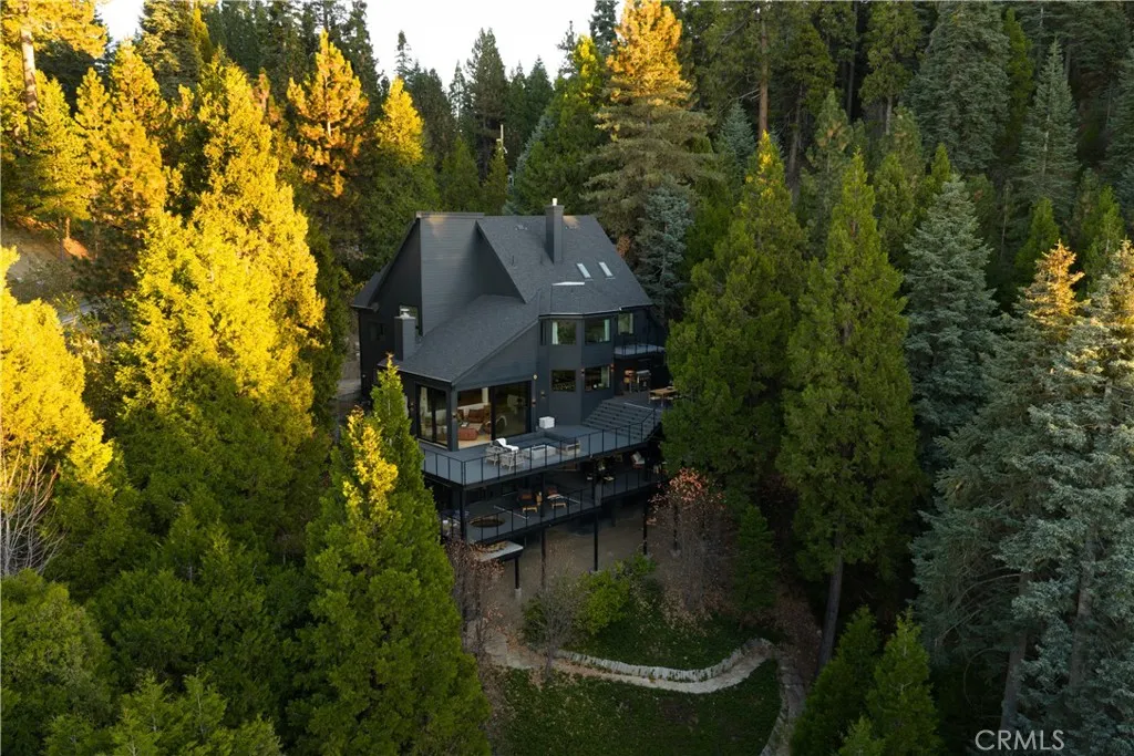 654 S Cumberland, Lake Arrowhead, California 92352 home-pic-46
