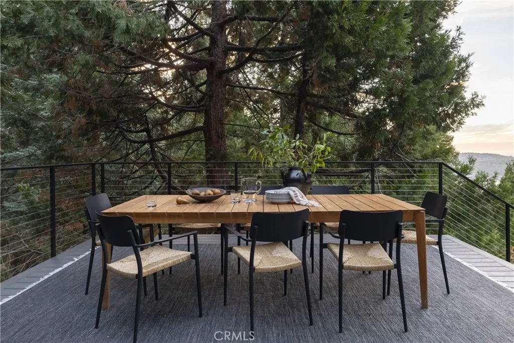 654 S Cumberland, Lake Arrowhead, California 92352 home-pic-41