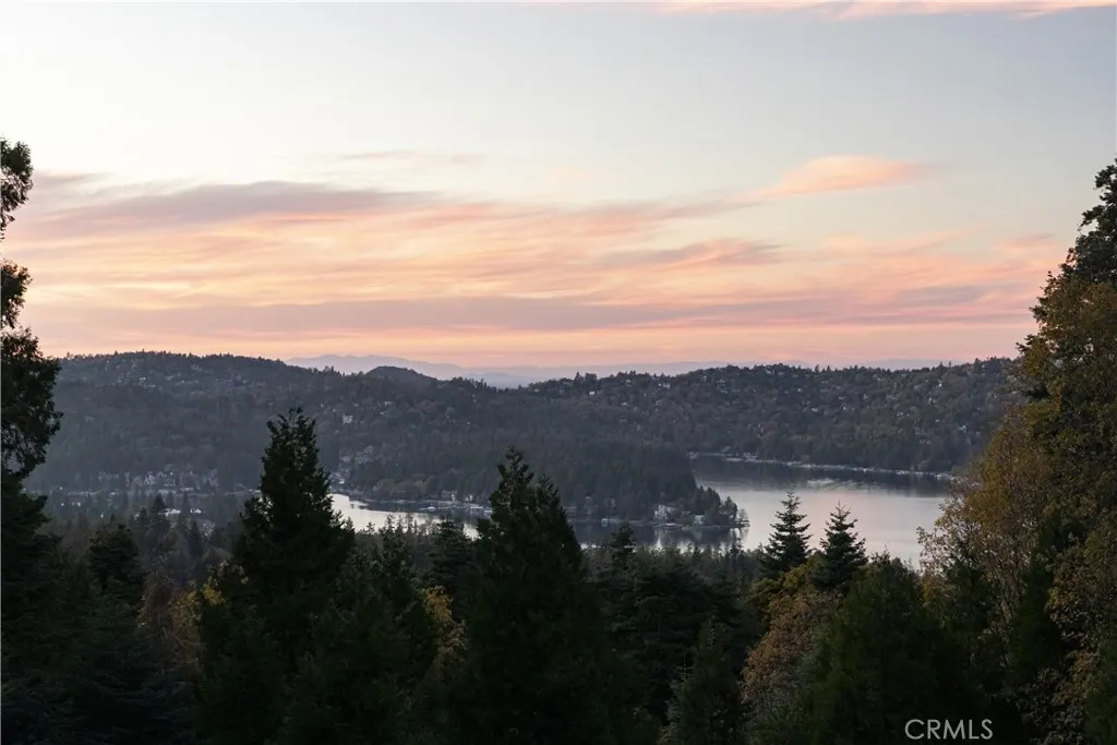 654 S Cumberland, Lake Arrowhead, California 92352 home-pic-44