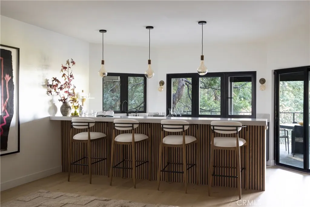 654 S Cumberland, Lake Arrowhead, California 92352 home-pic-26